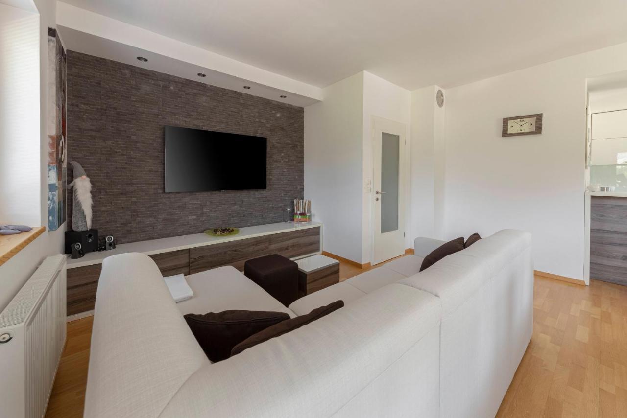 Sunee Apartment Kranjska Gora Exterior foto